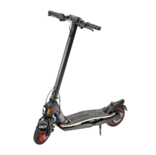 Bongo Series S+ Max Unlimited Monopattino elettrico sportivo con ruote tubeless da 10”, potenza massima di 750 W e fino a 40 km di autonomia.